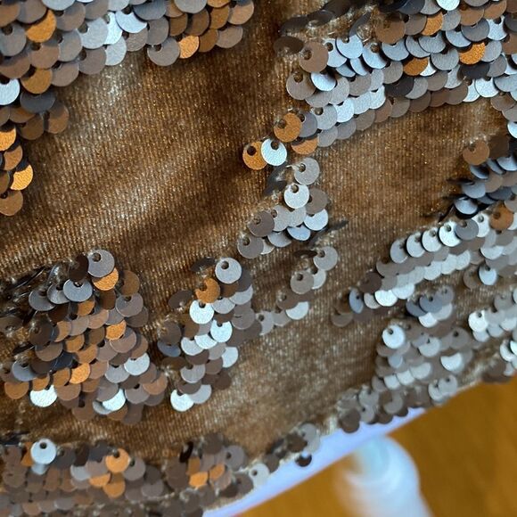 Dress Forum Velvet and sequins tank - Picture 7 of 12